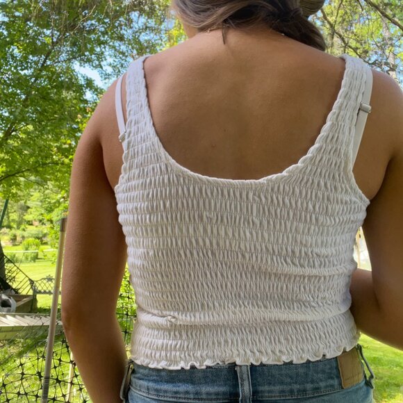 Hollister White Smocked Crop Tank Top – Size Small - Picture 3 of 11